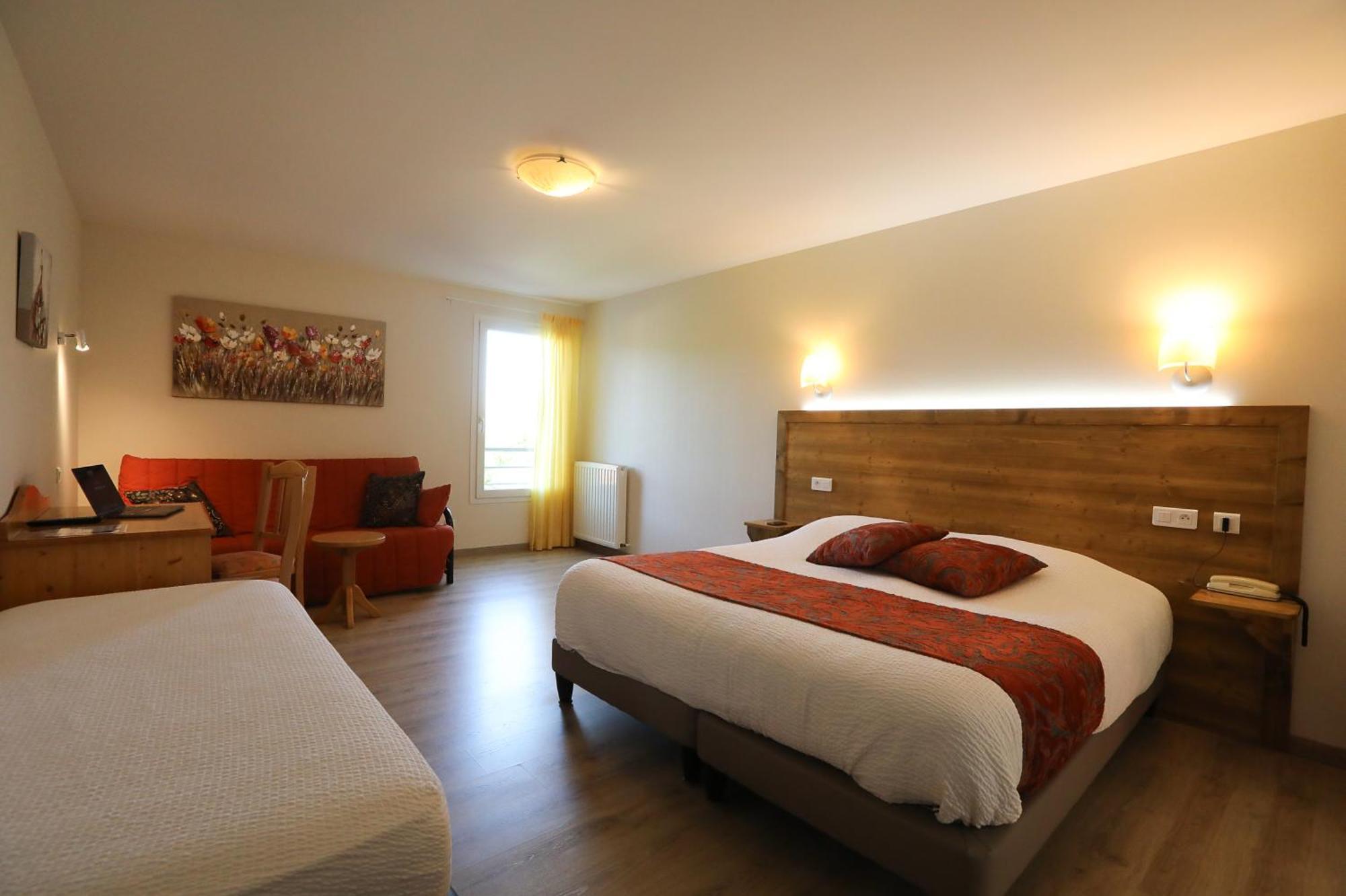 Logis Hotel Spa Restaurant Le Provence Lanarce Eksteriør billede