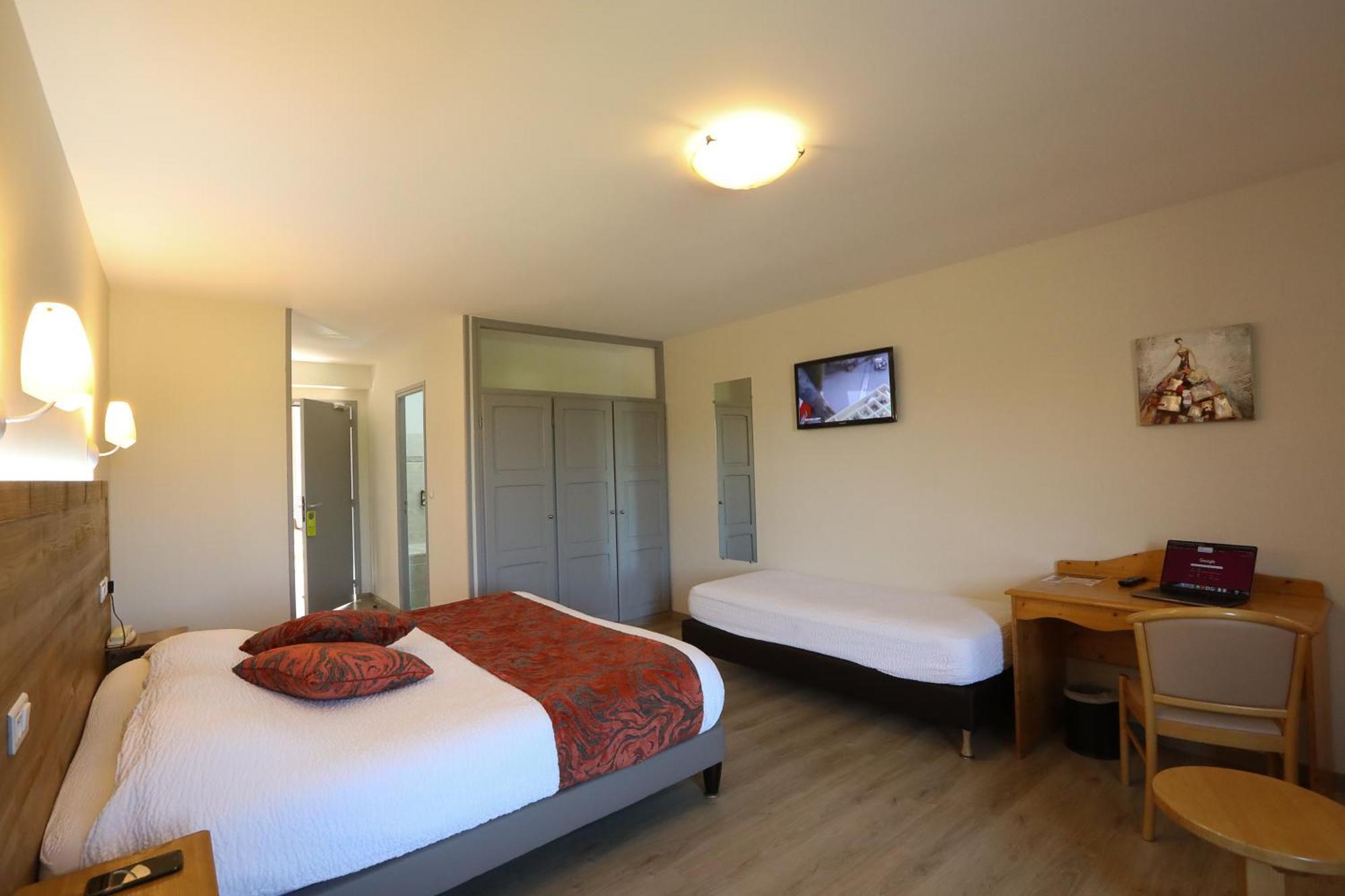 Logis Hotel Spa Restaurant Le Provence Lanarce Eksteriør billede